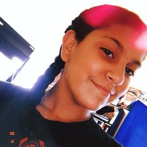 Meet your Posher, Youstina